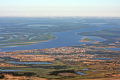 Нарьян-Мар. Вид города и реки Печора
