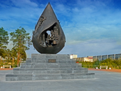 Когалым. Памятник нефти